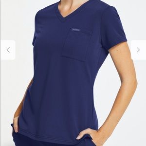 Jaanuu 3 pocket v-neck scrub top